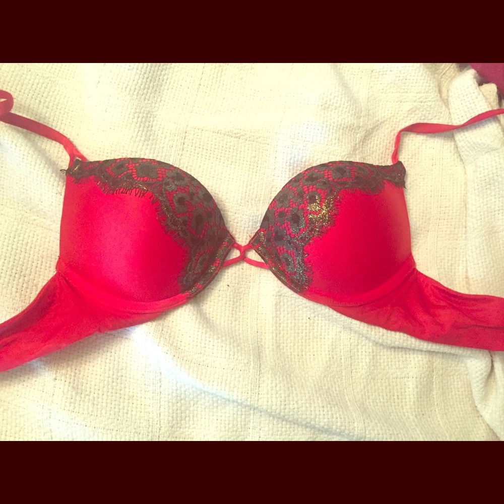 34A Bombshell bra